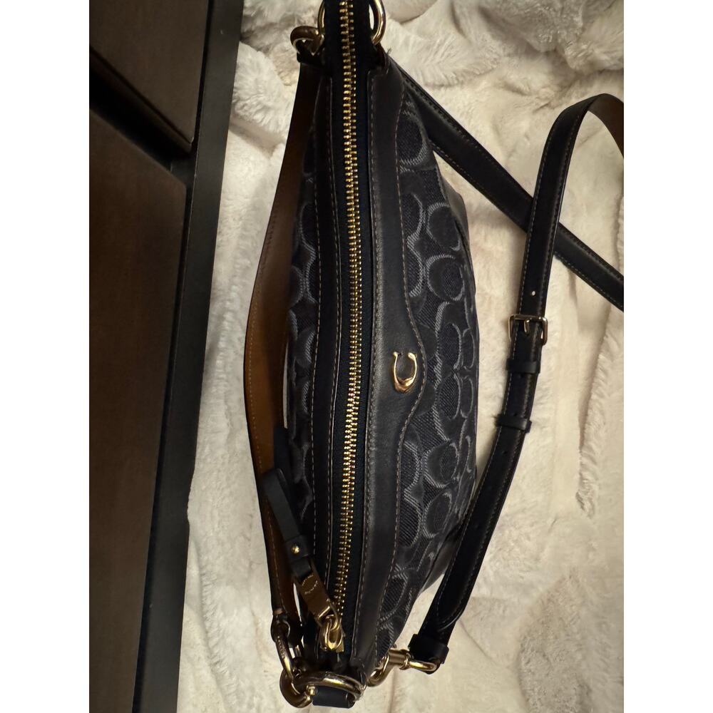 EXCELLENT CONDITION Coach Denim leather coach purse - Picture 6 of 10